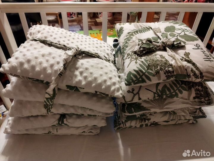 Бортики в кроватку 12 шт+сп.мешок+2наволочки