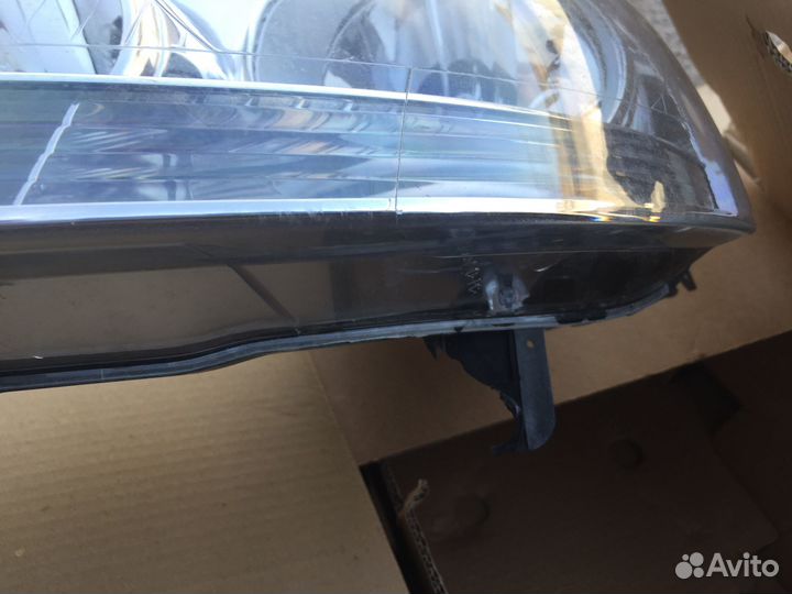 Фара volkswagen Jetta