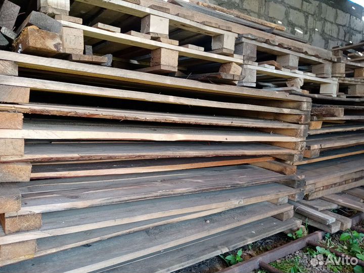 Продам щиты, поддоны б/у