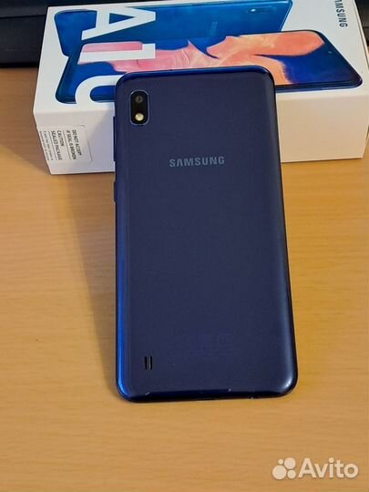 Samsung Galaxy A10, 2/32 ГБ