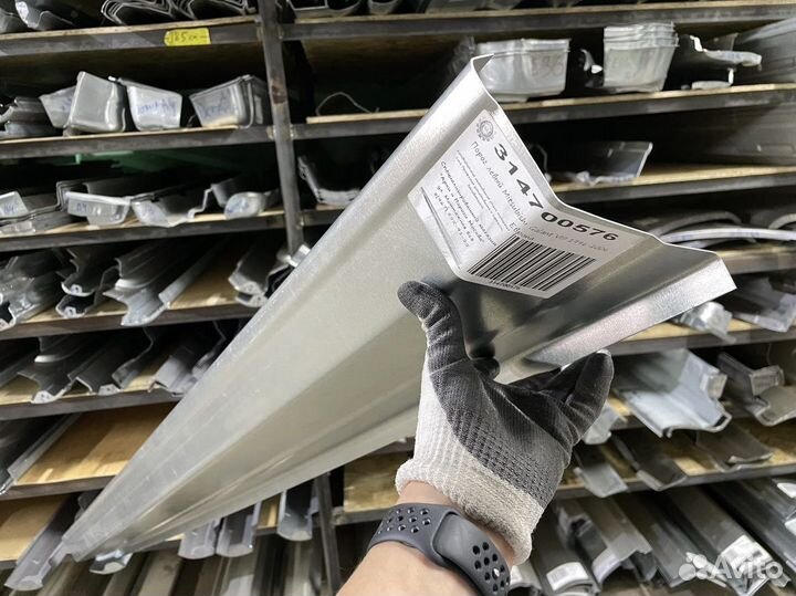 Порог правый Mitsubishi Galant 8 1996-2006 Европа