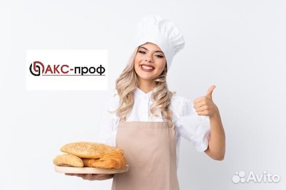 Кухонный работник в столовую
