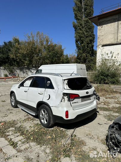 Kia Sorento 2.4 AT, 2017, битый, 100 000 км