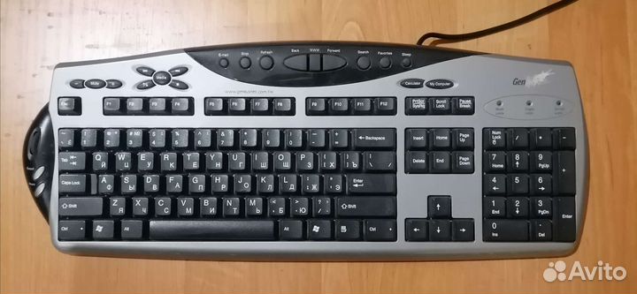 Клавиатура(штекер подключения старого образца)