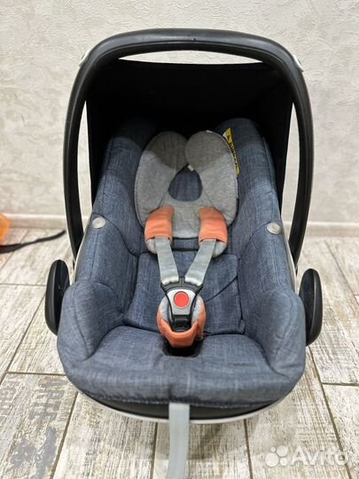 Автолюлька maxi cosi + дождевик + москитная сетка