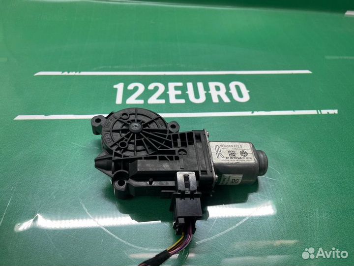 Мотор стеклоподъемника Volkswagen Polo 6C1 czca