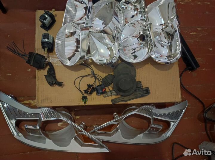 Запчасти на фары Ford Focus 2 рестайлинг