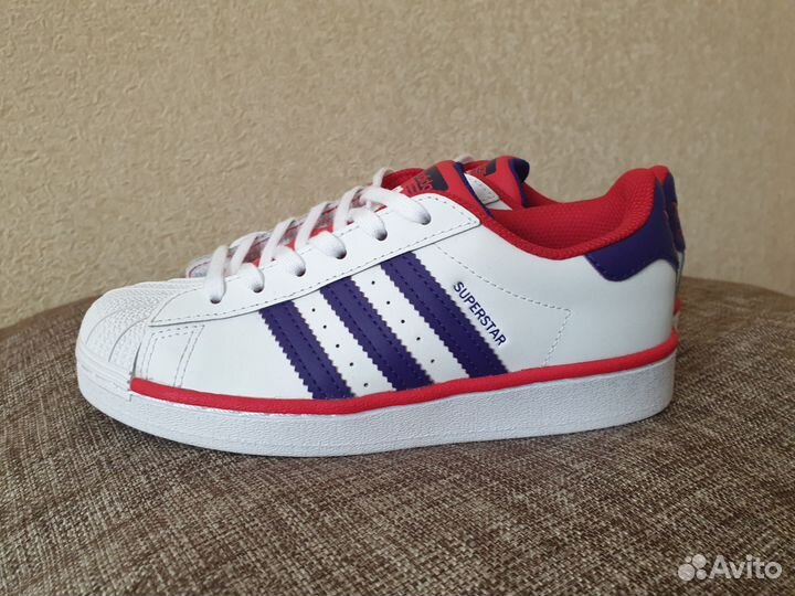 Кроссовки adidas р32