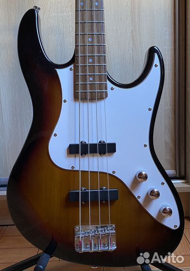 Бас-гитара и Комбоусилитель