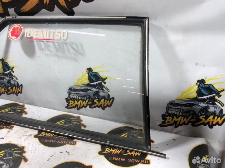 Форточка задняя правая Audi Coupe 81/85 1985