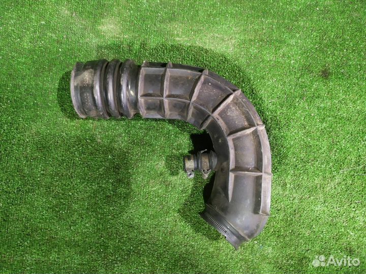 Патрубок LADA 1118 седан 1.6 2006