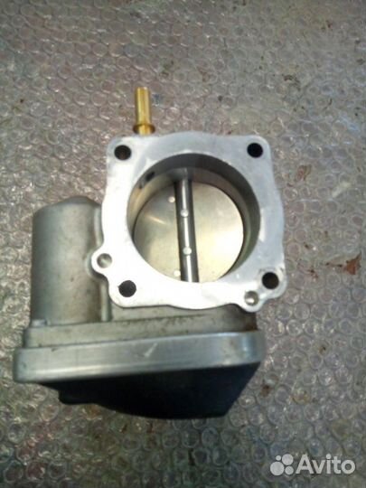 Дросельная заслонка Renault Fluence F4R 2010