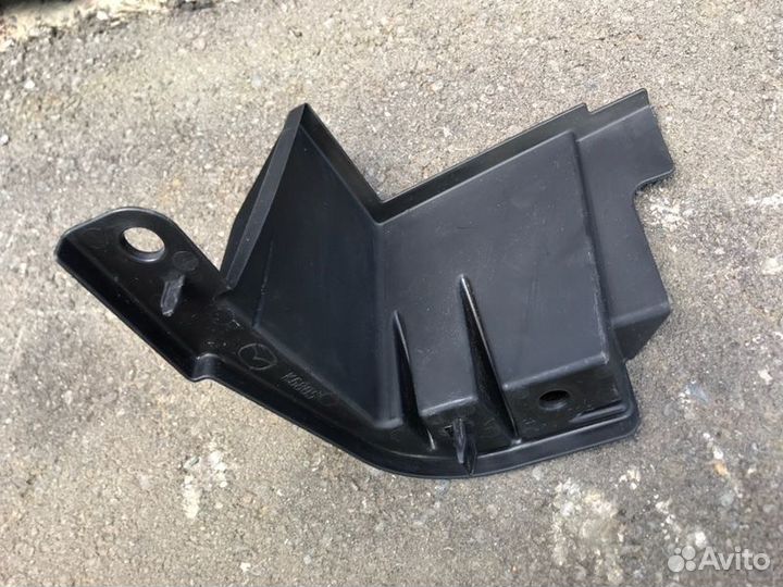 Воздуховод радиатора передний правый Mazda Cx-5 1