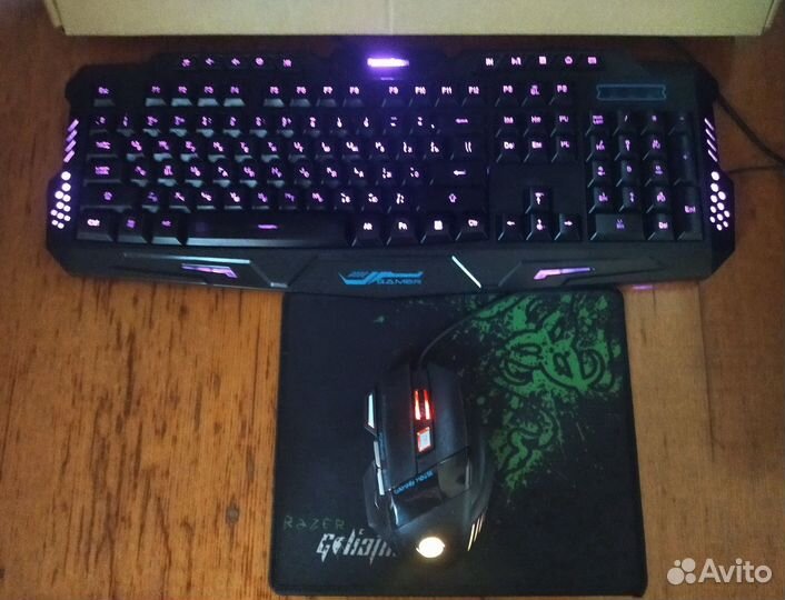 Игровые клавиатура+мышь+коврик