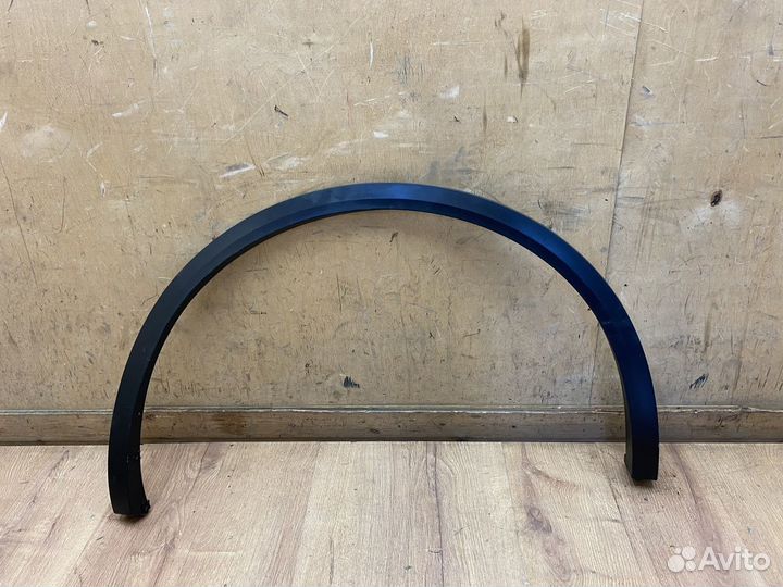 Накладка крыла заднего правого Vw Touareg 2018+