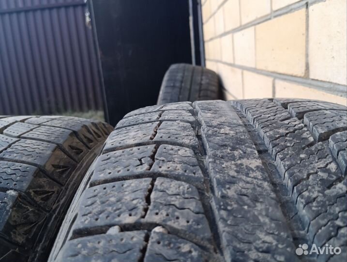 Michelin Latitude X-Ice XI2 225/65 R17 102T