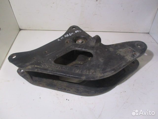 Кронштейн кабины renault 5010211912