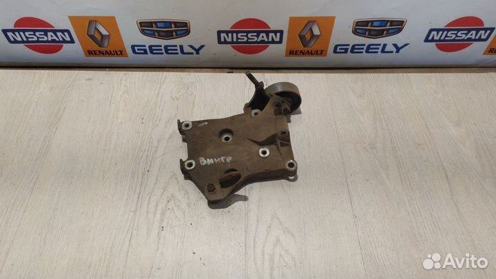 Ролик приводного ремня Натяжной обводной Nissan wi