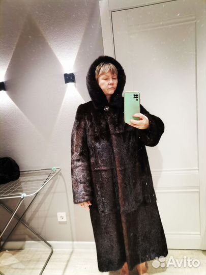 Шуба норковая с капюшоном