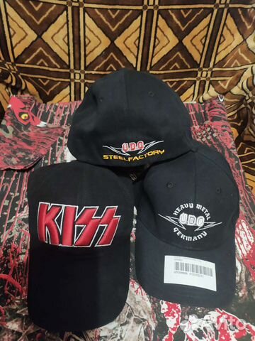 Коллекционирование, кепки, футболки