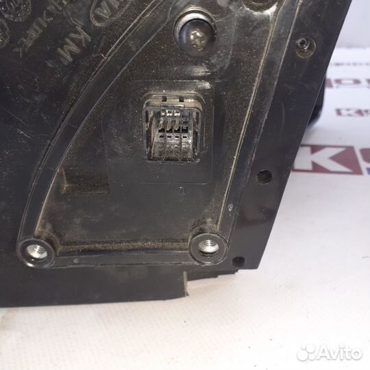 Зеркало двери в сборе правое KIA sportage