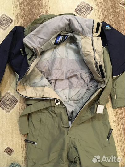 Горнолыжный комбинезон женский