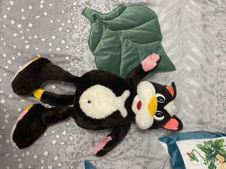 Котик мягкий обнимашка