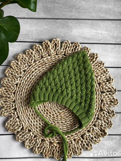 Шапочка-чепчик на весну