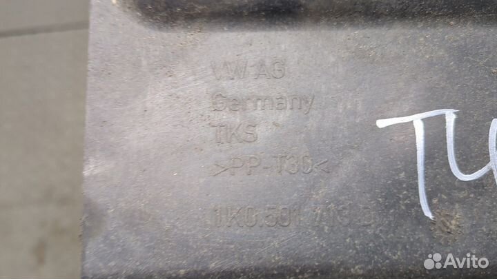 Защита днища, запаски, кпп, подвески Volkswagen Golf 6, 2011