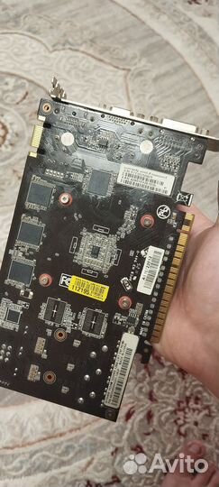 Видеокарта GTX 450