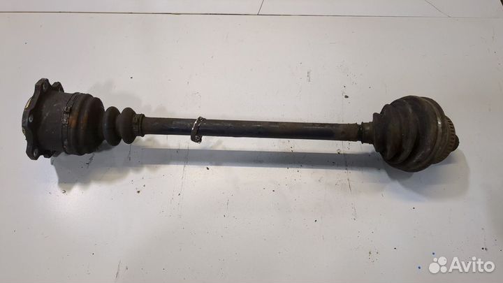 Полуось левая передняя Volkswagen Passat 5