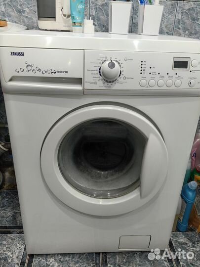 Стиральная машина zanussi