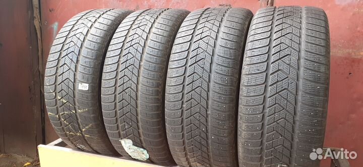 Pirelli Scorpion Winter 255/45 R20
