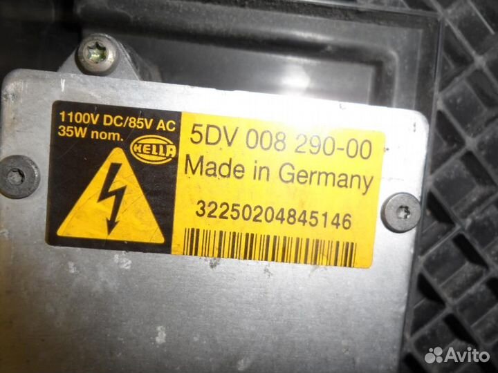 Фара правая ксенон Renault Espace 4 (JK) 2006