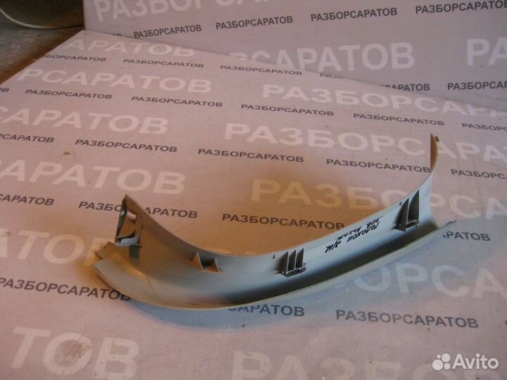 Обшивка двери багажника левая Ford Galaxy 2.0 2006