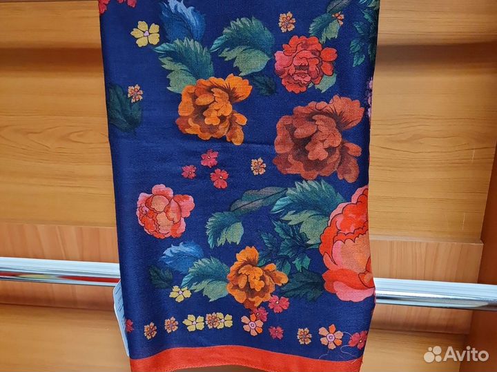 Шелковый платок