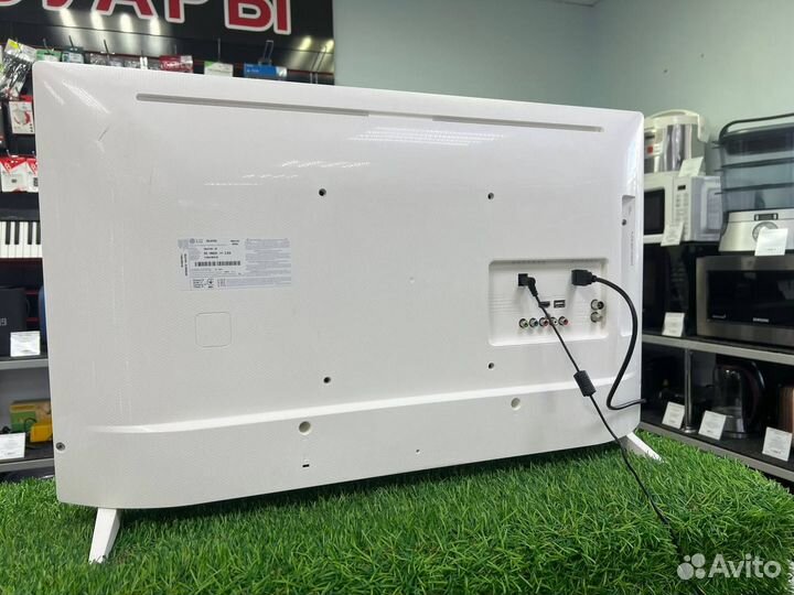 Телевизор LG 32LJ519U