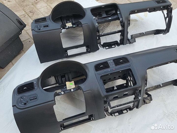 Volkswagen polo 5- торпеда