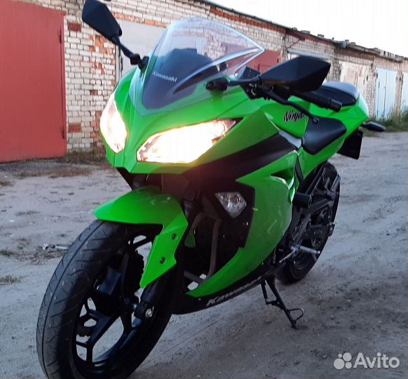 Kawasaki ninja 300