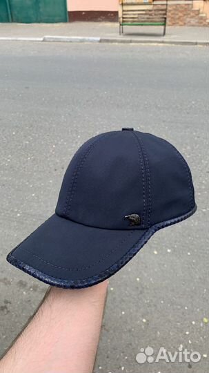 Кепка из кожи Питона