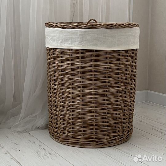 Корзина плетеная большая