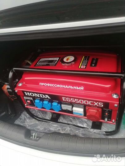 Бензиновый генератор Honda Eg5500