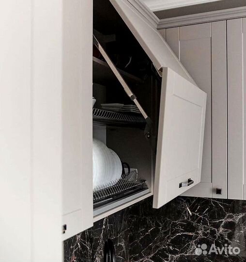 Кухонный гарнитур в стиле минимализм