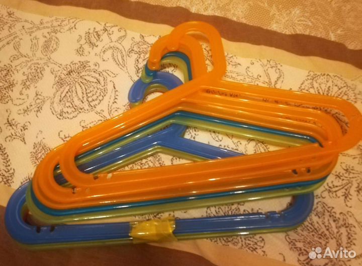 Детские вешалки 10шт