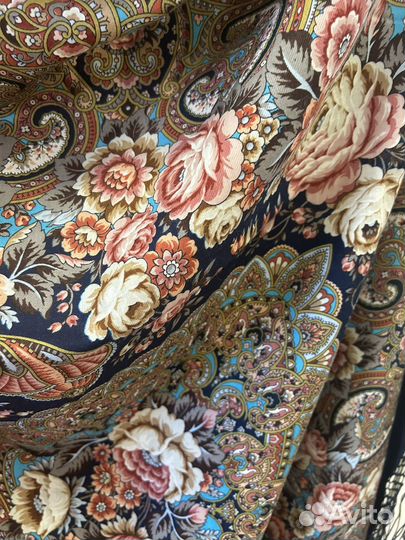 Павловопосадский платок шаль