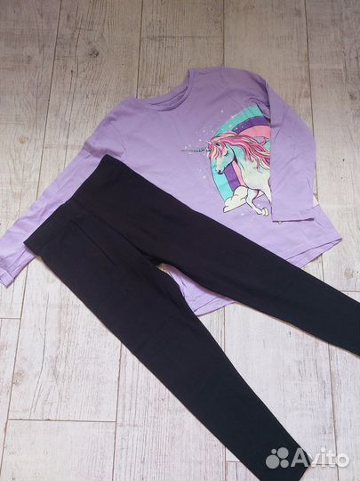 Комплект одежды на девочку 7-8 лет