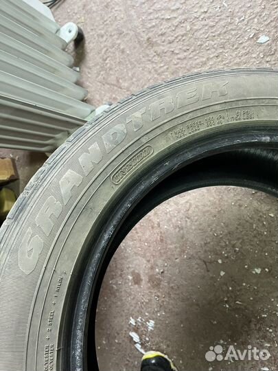 Dunlop Grandtrek ST30 235/55 R18