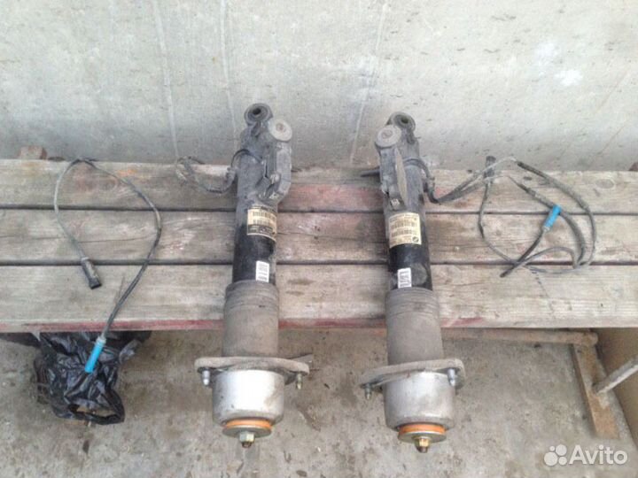 Амортизаторы задние Adaptive Drive для BMW X5 E70