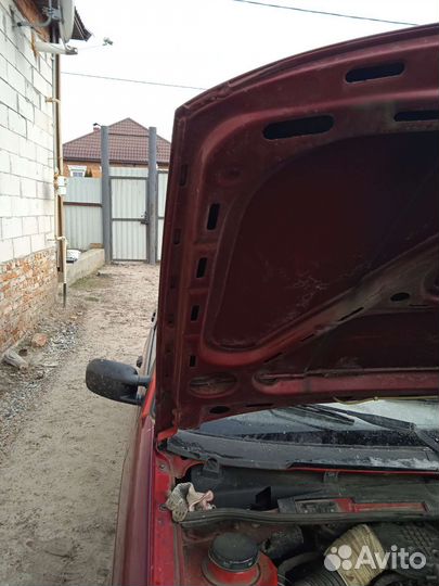 Капот passat б3