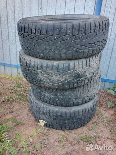 Nokian Tyres Hakkapeliitta 7 SUV 235/60 R18 107